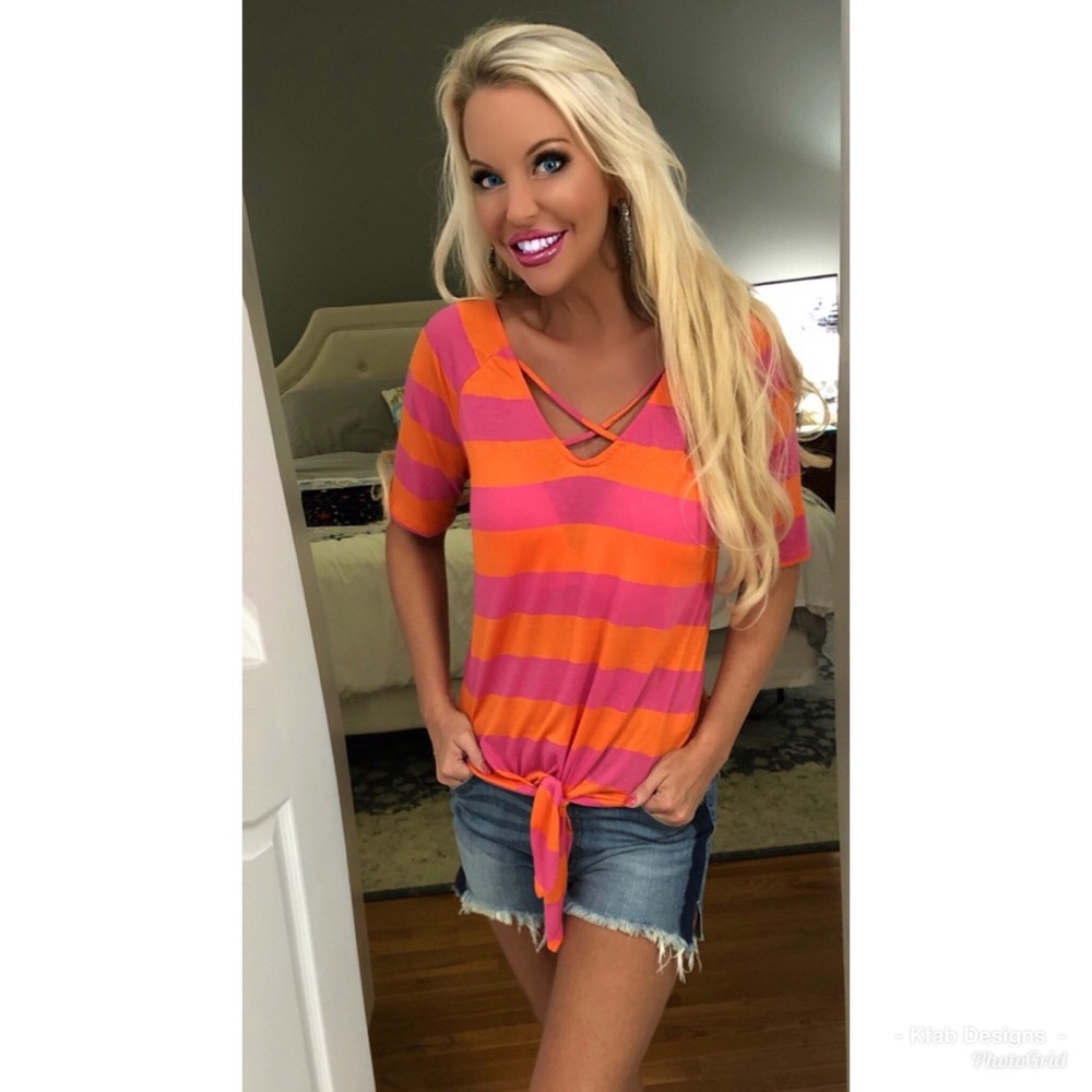 🛍LAST 1! Pink/Orange Striped Knot Front Tunic! - Picture 3 of 6